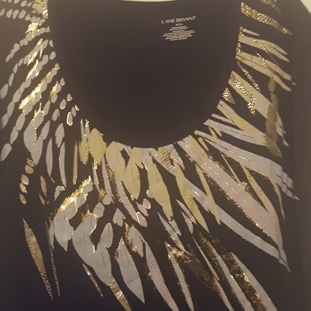 Tee - Picture 2 of 4